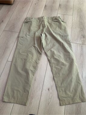 Men's Casual Cargo Pants in Khaki